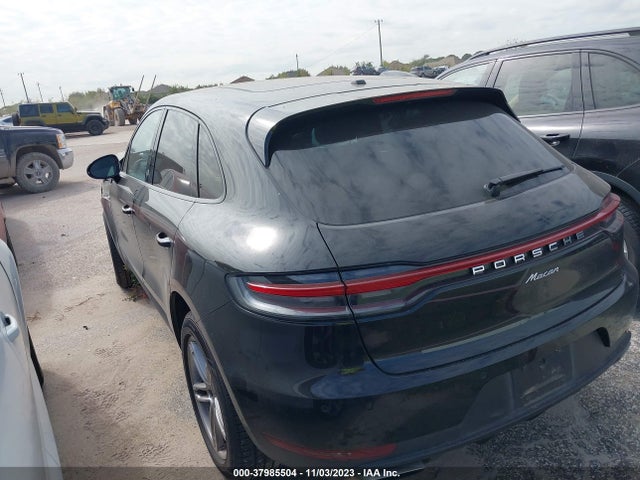 2019 PORSCHE MACAN WP1AA2A56KLB08856 Photo 2