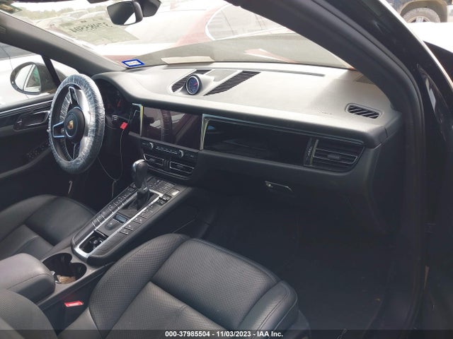 2019 PORSCHE MACAN WP1AA2A56KLB08856 Photo 4