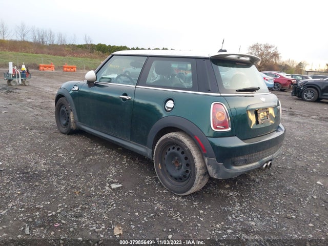 2007 MINI COOPER HARDTOP WMWMF73527TL88225 Photo 2