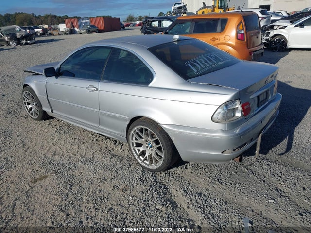 2004 BMW 3 SERIES WBABD33494JY97197 Photo 2