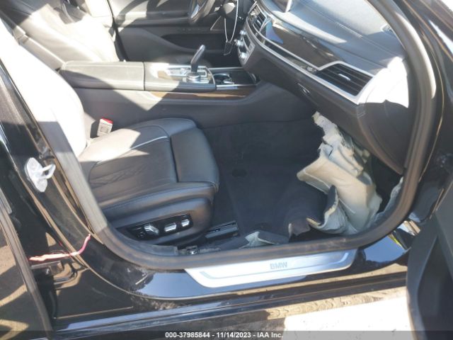 WBA7T2C07LGL17358 BMW 7 Series 740i