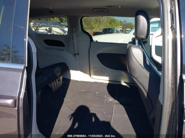 Chrysler Pacifica Touring L 2022 2C4RC1BG0NR109649 Image 8