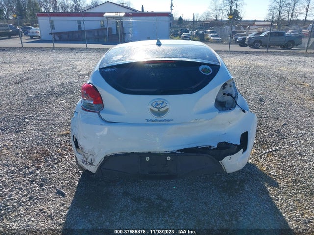 2015 HYUNDAI VELOSTER VIN: KMHTC6AD2FU224649