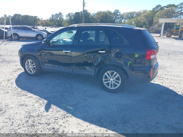 2014 KIA SORENTO LX VIN: 5XYKT3A63EG536365