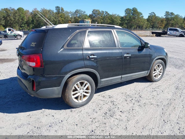 2014 KIA SORENTO LX VIN: 5XYKT3A63EG536365