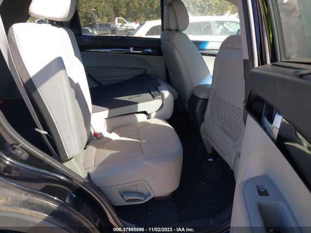 2014 KIA SORENTO LX VIN: 5XYKT3A63EG536365