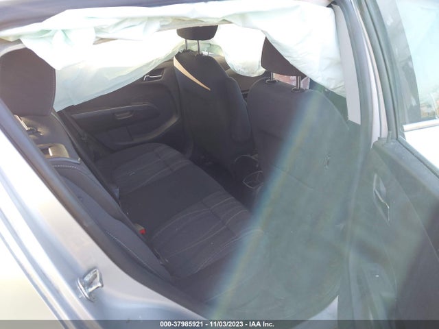 Chevrolet SONIC LT 2014 1G1JC6SH9E4213927 Image 8
