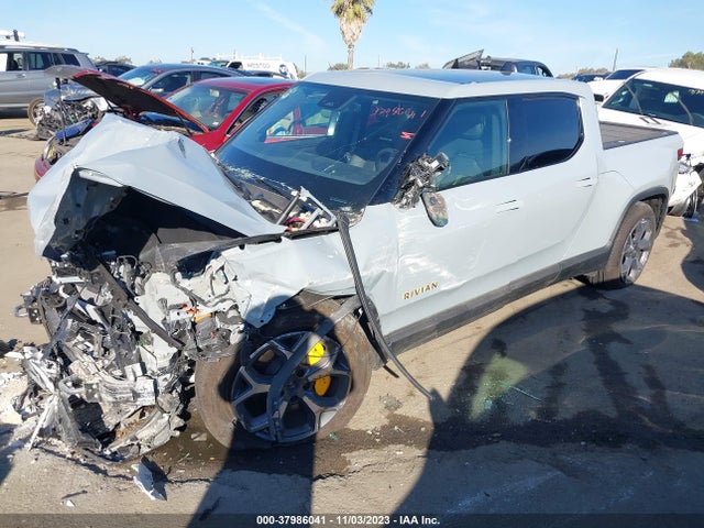 Rivian 2023 2023 7FCTGAAA4PN020328 Image 14
