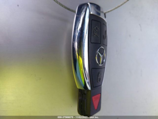 WDCGG8JB8EG263824 Mercedes-Benz Glk 350 4matic