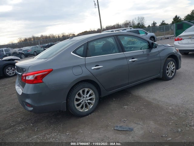 Nissan SENTRA SV 2018 3N1AB7AP8JY213985 Image 4