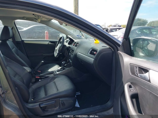 3VWD07AJ4EM247167 Volkswagen Jetta Sedan Se W/connectivity