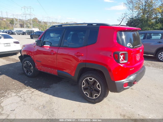 ZACCJBCTXFPB47246 Jeep Renegade Trailhawk