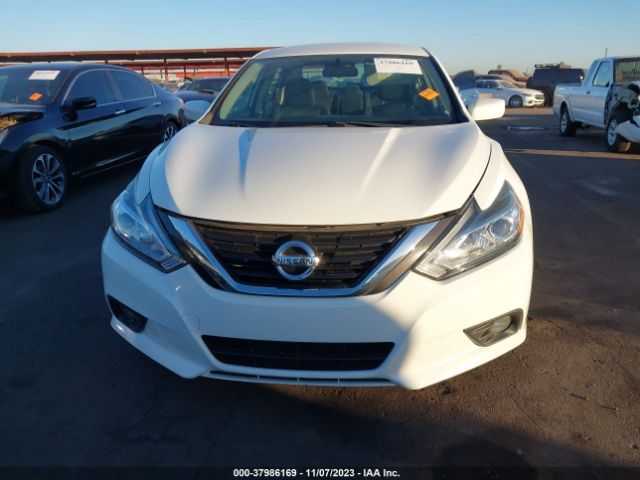 1N4AL3AP5JC214268 Nissan Altima 2.5 Sv