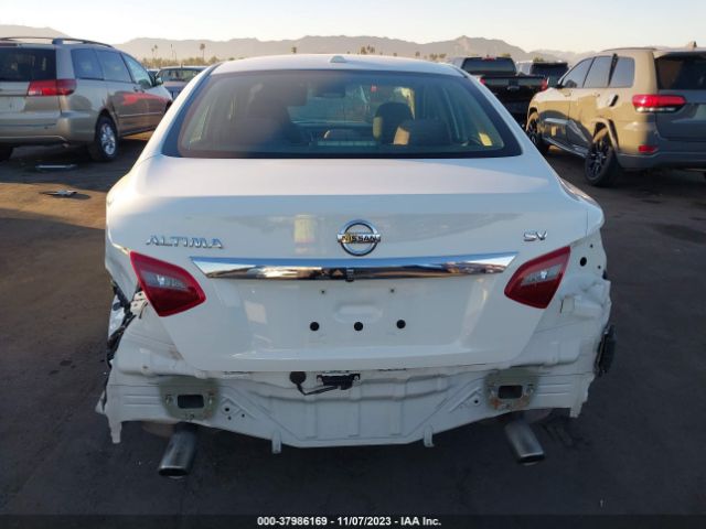 1N4AL3AP5JC214268 Nissan Altima 2.5 Sv