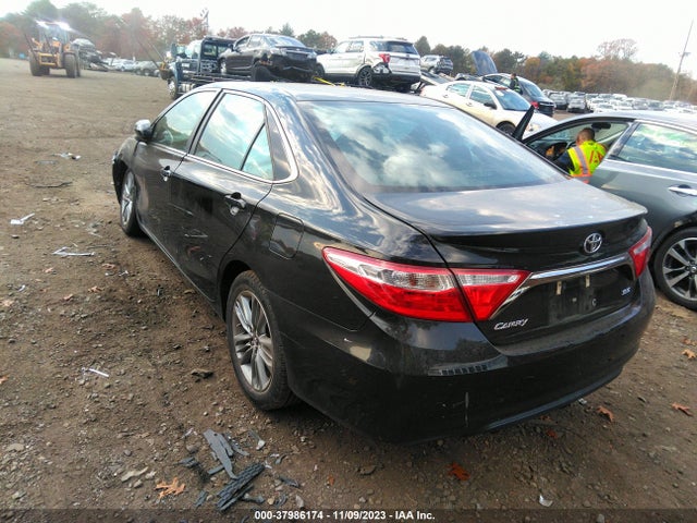 2015 TOYOTA CAMRY SE VIN: 4T1BF1FK8FU972853