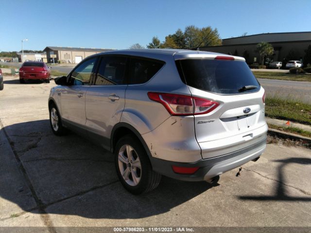 1FMCU9GX3GUA85665 Ford ESCAPE SE