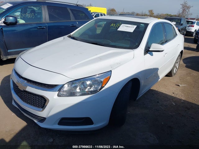 Chevrolet MALIBU 1LT 2015 1G11C5SL0FF224724 Image 2