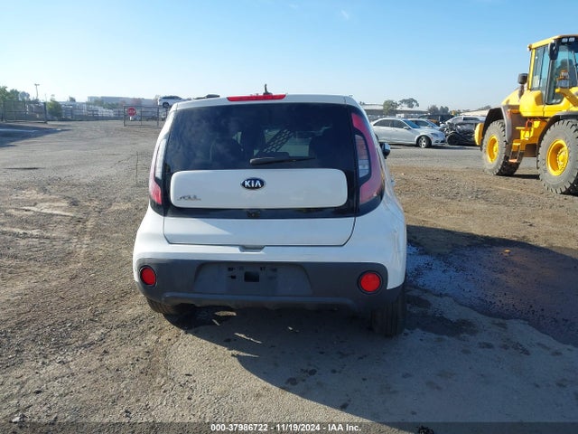 KIA Soul Base 2018 KNDJN2A23J7892867 Image 17