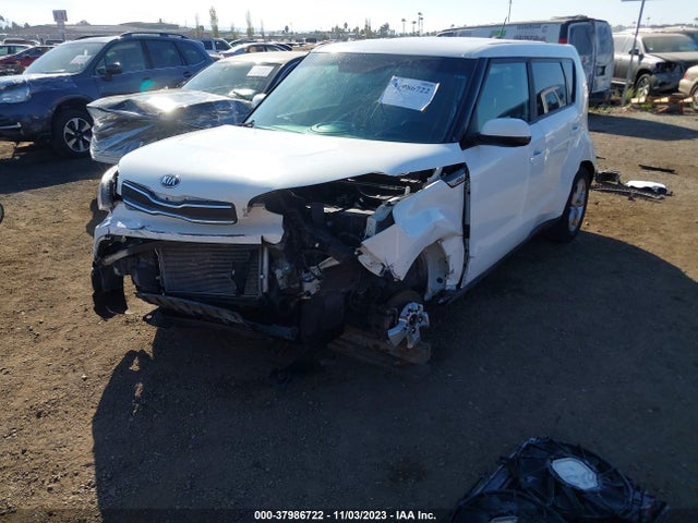 KIA Soul Base 2018 KNDJN2A23J7892867 Image 6