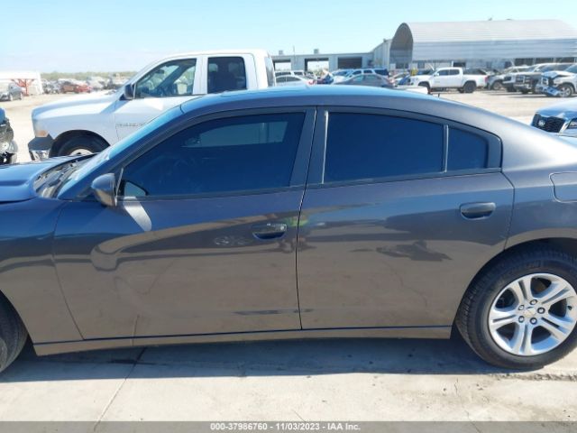 2C3CDXBG8KH727880 Dodge Charger Sxt Rwd