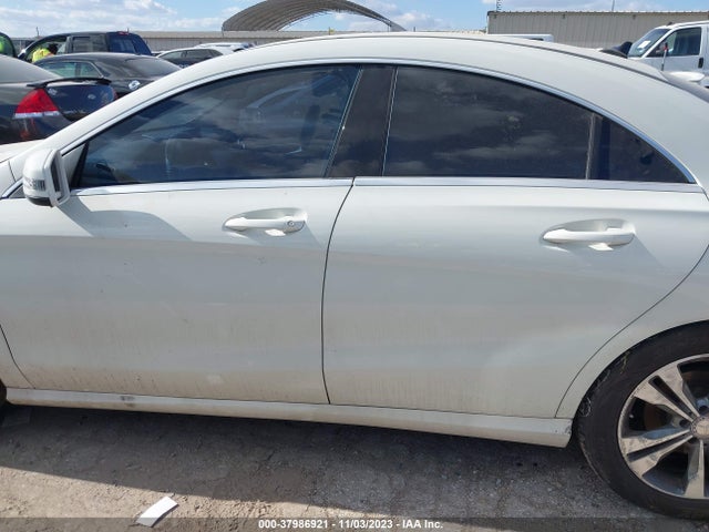 2017 Mercedes-benz Cla 250 მანქანა იყიდება აუქციონზე, vin: WDDSJ4EB8HN398490, აუქციონის ნომერი: 37986921