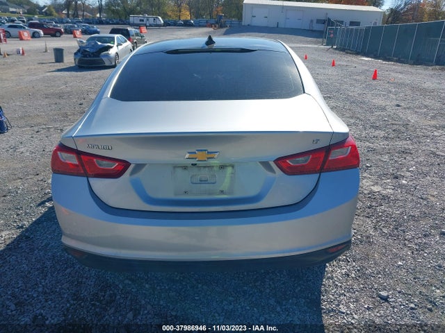 Chevrolet MALIBU LT 2018 1G1ZD5ST8JF209980 Image 17