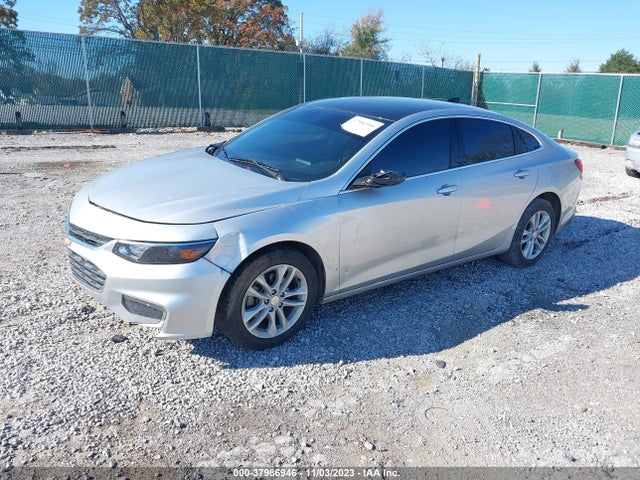 Chevrolet MALIBU LT 2018 1G1ZD5ST8JF209980 Image 2