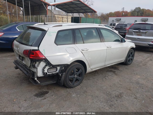 3VWFA7AU8FM520869 Volkswagen Golf Sportwagen Tdi Sel