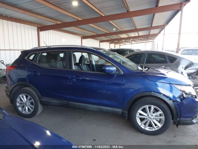 JN1BJ1CP2HW009850 Nissan Rogue Sport Sv