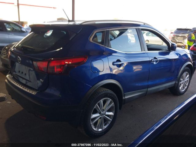 JN1BJ1CP2HW009850 Nissan Rogue Sport Sv