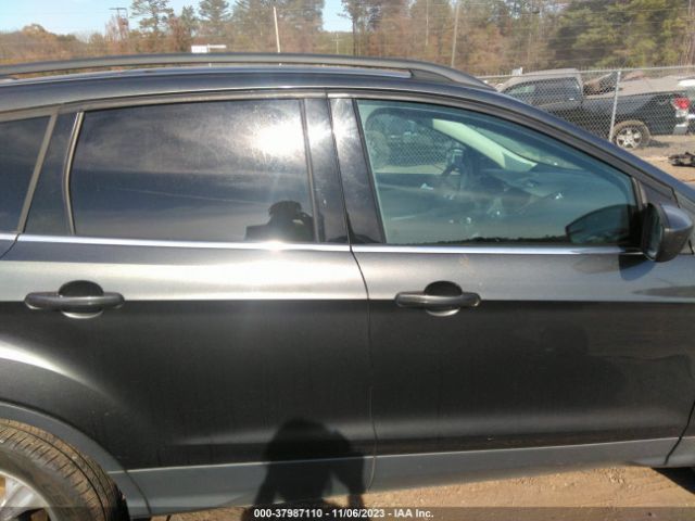1FMCU0GX9FUA98608 Ford ESCAPE SE