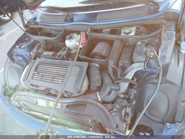 2003 MINI COOPER S WMWRE33413TD70319 Photo 9