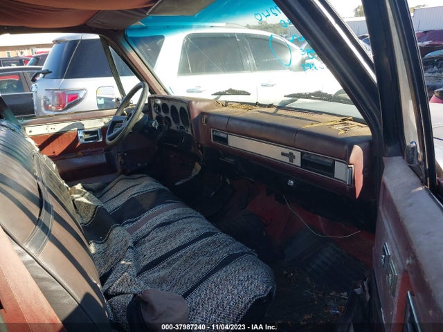 1984 CHEVROLET C10 VIN: 1GCDC14H2ES179975