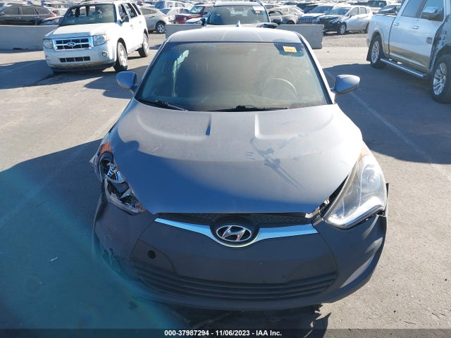 2017 HYUNDAI VELOSTER VIN: KMHTC6AD6HU310100