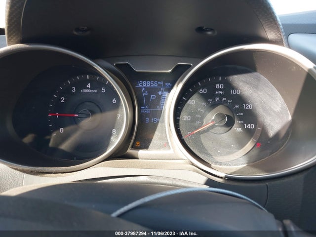 2017 HYUNDAI VELOSTER VIN: KMHTC6AD6HU310100