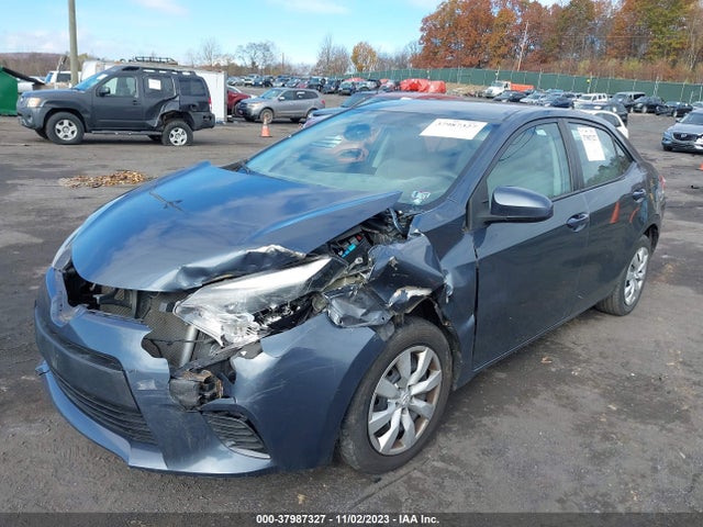 Toyota COROLLA LE 2015 2T1BURHEXFC245467 Image 2