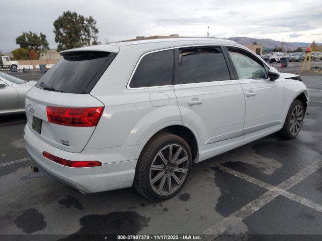 WA1LAAF70HD030635 Audi Q7 3.0t Premium