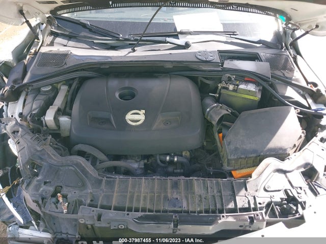 2015 VOLVO S60 T5 PLATINUM VIN: YV140MFD6F1314798
