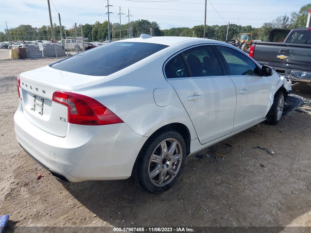 2015 VOLVO S60 T5 PLATINUM VIN: YV140MFD6F1314798