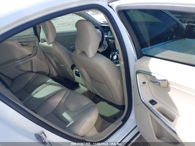 2015 VOLVO S60 T5 PLATINUM VIN: YV140MFD6F1314798