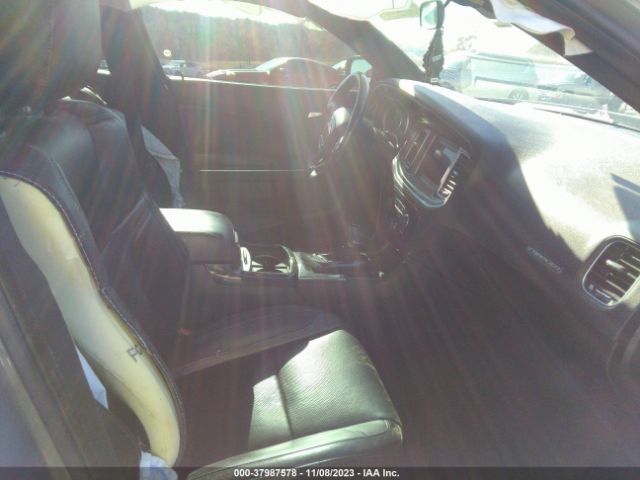 2C3CDXBG7KH650189 Dodge Charger Sxt Rwd