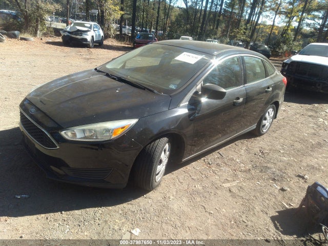 Ford FOCUS S 2016 1FADP3E21GL250208 Image 2