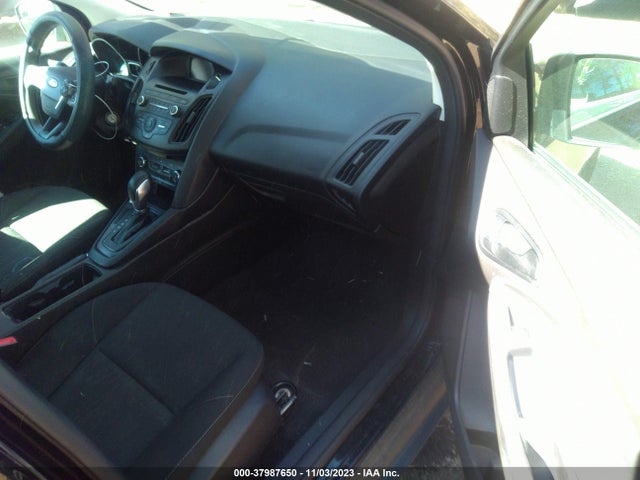 Ford FOCUS S 2016 1FADP3E21GL250208 Image 5