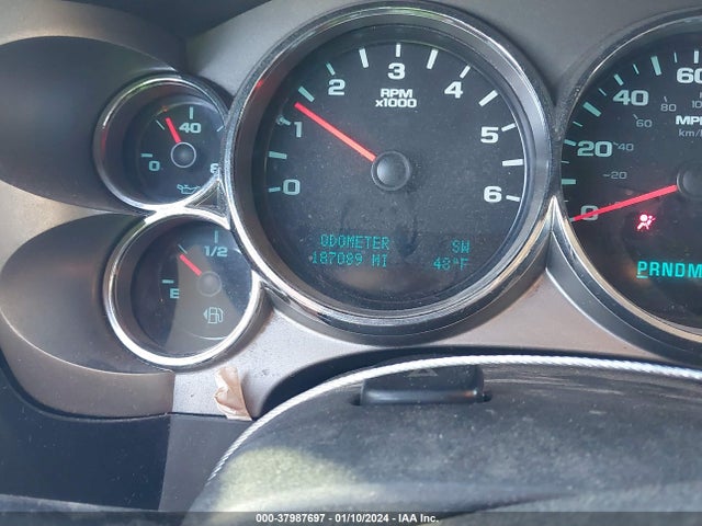 2009 CHEVROLET SILVERADO 1500 LT VIN: 3GCEC23029G163083