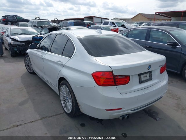 WBA3A5G50FNS90256 BMW 328I