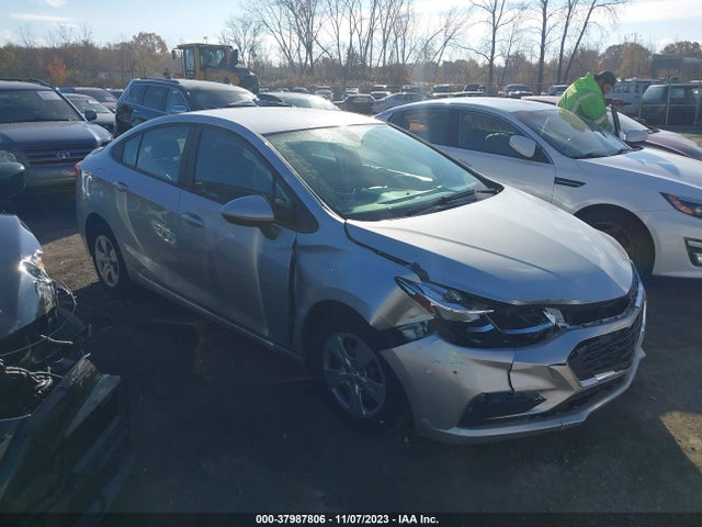 Chevrolet Cruze Ls Auto 2018 1G1BC5SM9J7214404 Image 1