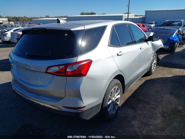 Chevrolet EQUINOX LS 2018 2GNAXHEV9J6195194 Image 4