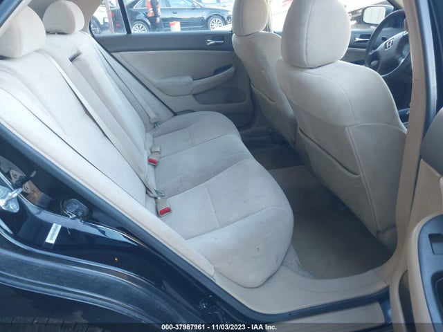 2004 HONDA ACCORD 2.4 LX VIN: JHMCM56314C024665