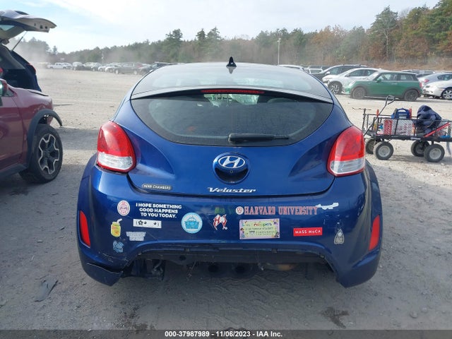 2017 HYUNDAI VELOSTER VALUE EDITION VIN: KMHTC6AD7HU317217