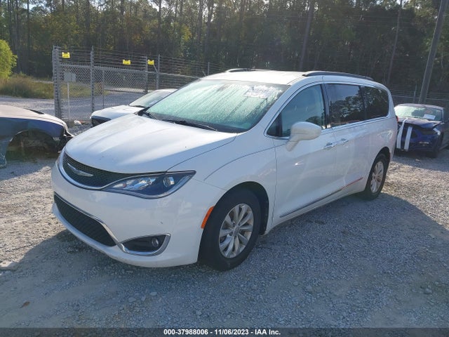2C4RC1BG2HR702868 Chrysler Pacifica Touring-l